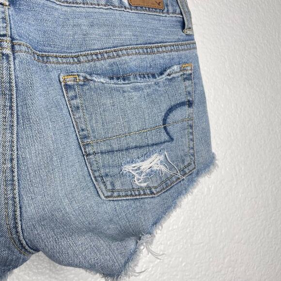 American Eagle Womens Bottoms Size 2 Denim Blue Medium Wash Distressed Shorts - Picture 11 of 13